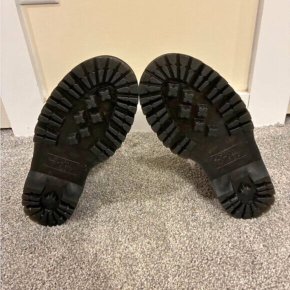 Dr. Marten’s Jadon Boot Faux Fir Lined Metallic Leather Platforms - Picture 3 of 3